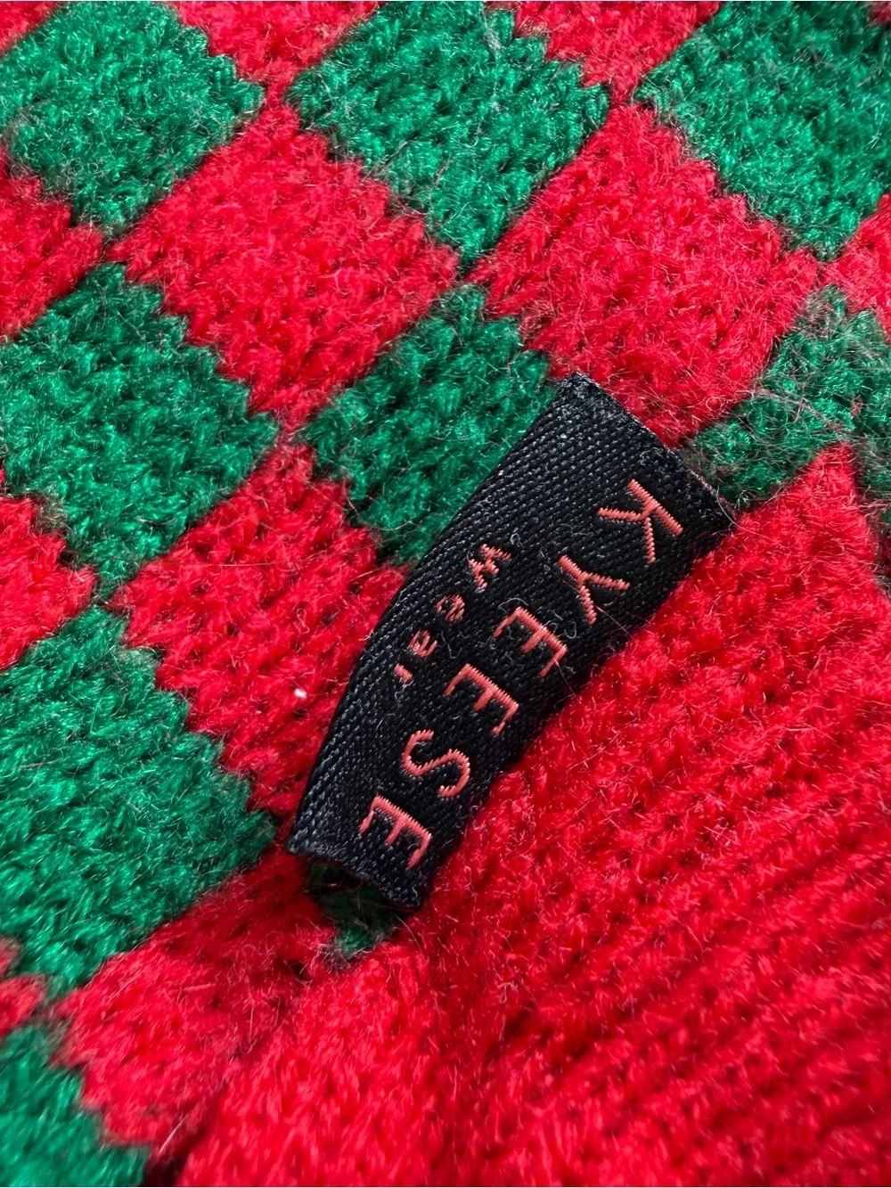 N/A festive red